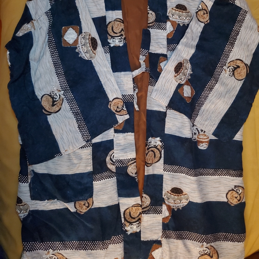 Kimono - Picture 2 of 4